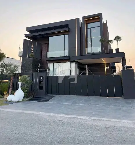 10 Marla House for sale in Block C, Bahria Town