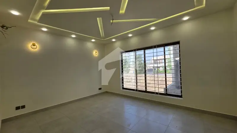 8.99 Marla House for sale in Block --, Bahria Town