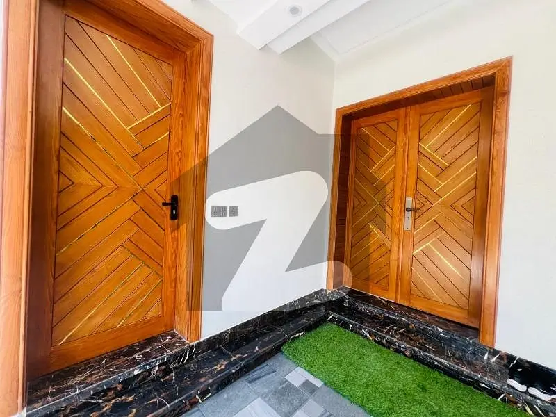 10 Marla House for sale in Block C, Bahria Town