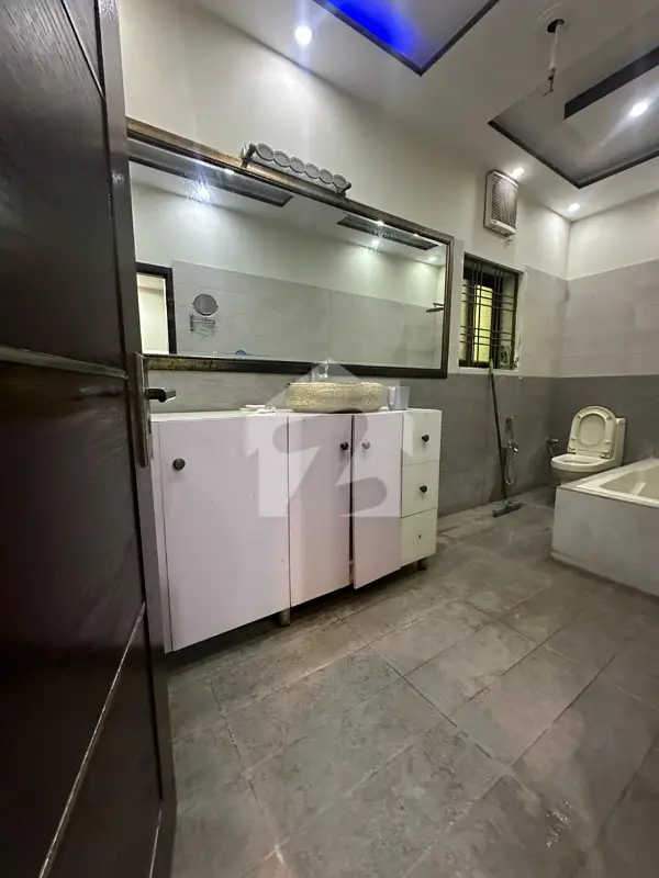 13 Marla House for sale in Block D, Bahria Town