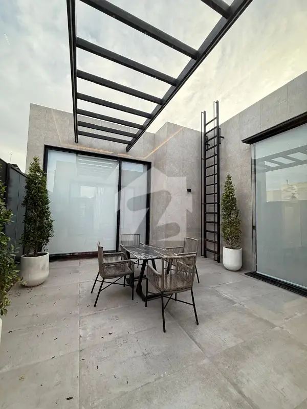 10 Marla House for sale in Block B, DHA Phase 6